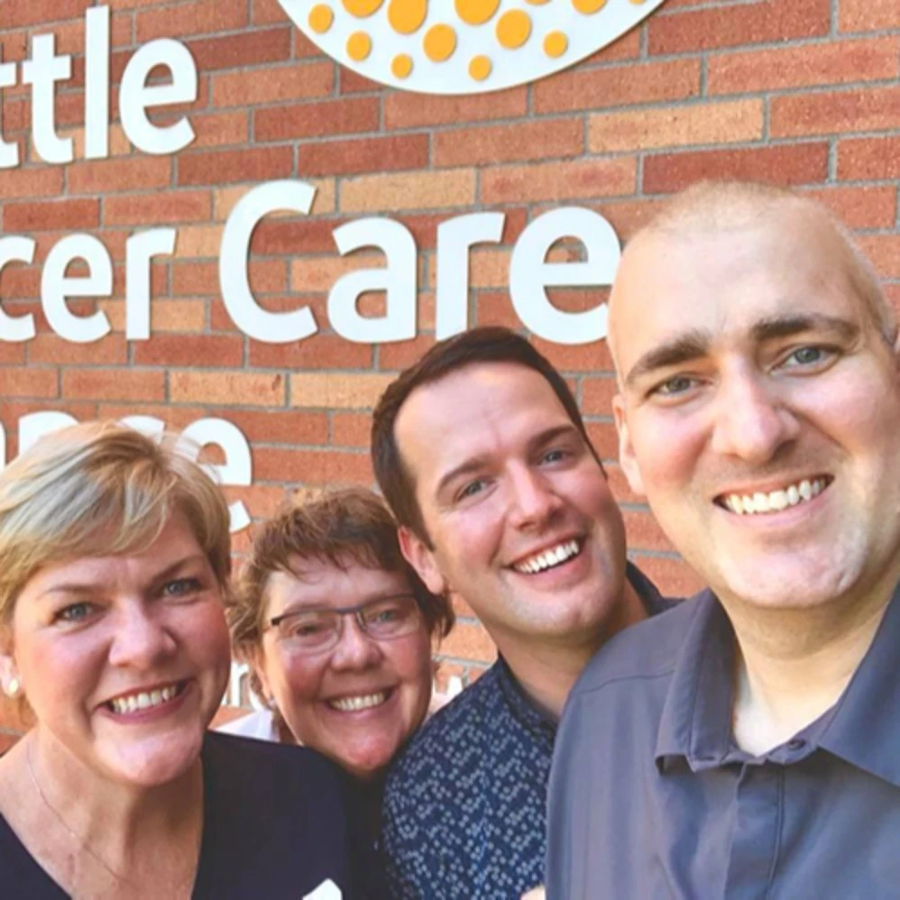 EP 096 A leukemia diagnosis at 32 and the power of a strong support system with Mitch Kitter